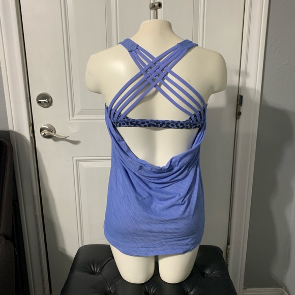 Lululemon top size 6. - Picture 1 of 6